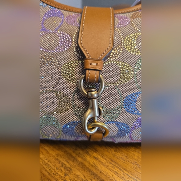 Coach Hamptons Hobo Bag In Crystal Signature Jacquard - Picture 4 of 6